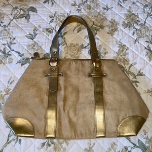 BNWT Elizabeth Taylor White Diamonds Tote